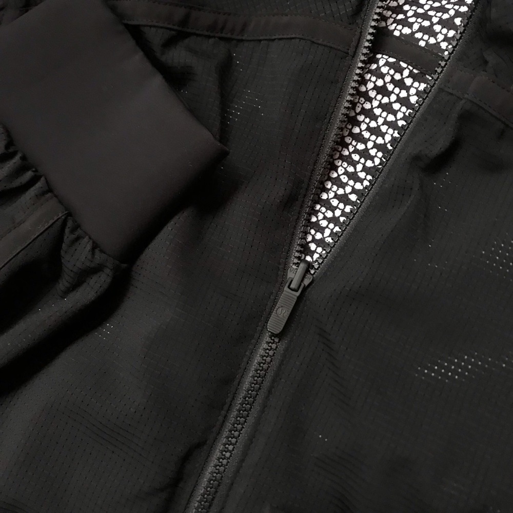 Lululemon Bomber Jacket - Picture 8 of 10